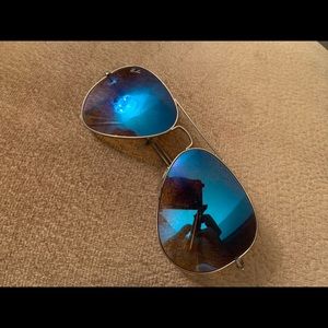 Ray-Ban gold glasses aviator used